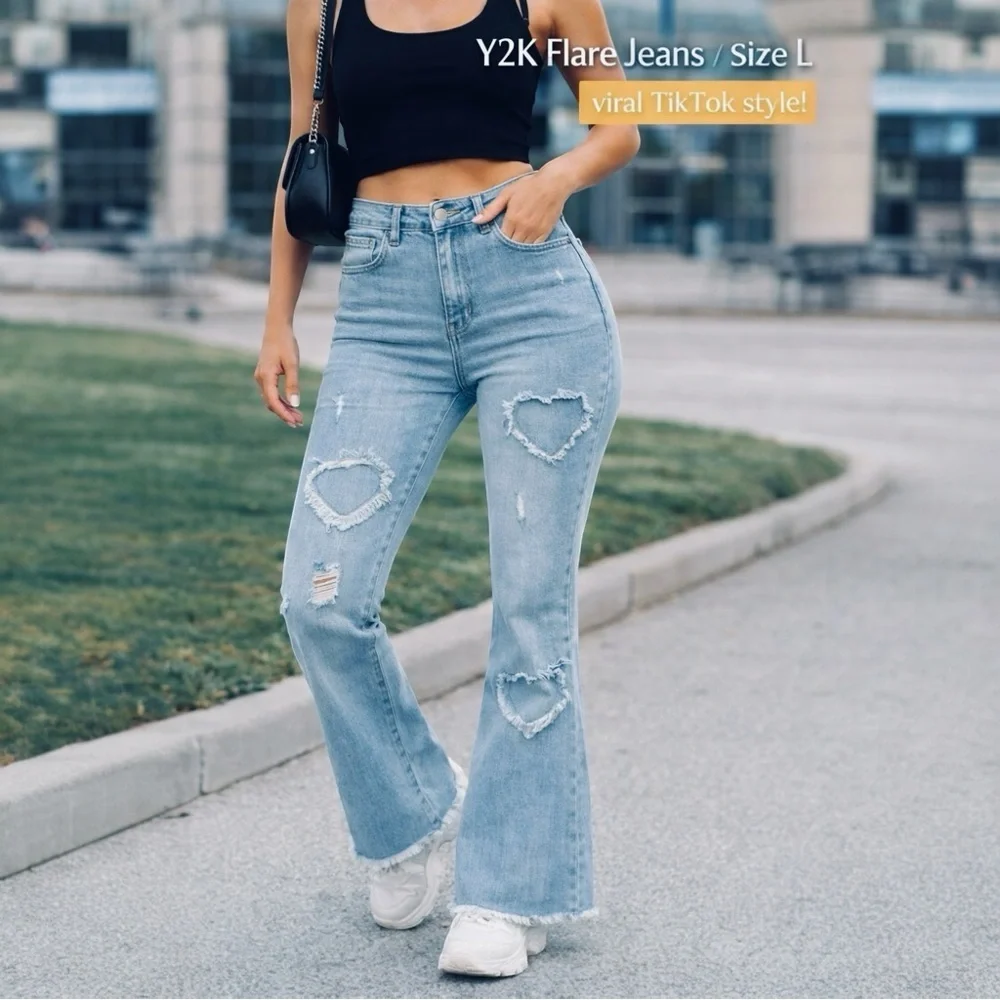 Light Blue Distressed Women’s Jeans